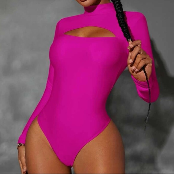 Sexy cutout bodysuit - Picture 14 of 15